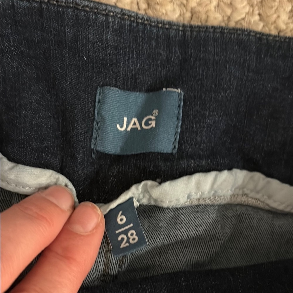 Blue Straight Leg Jeans with Subtle Fading NWOT - Picture 2 of 4